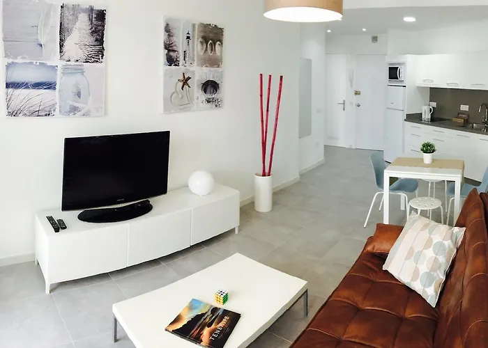 Carmen Sunrise, Cristianos * Los Cristianos (Tenerife)