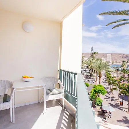Carmen Sunrise, Cristianos Apartment