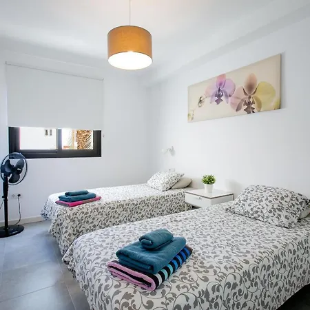 Апартаменты Carmen Sunrise, Cristianos