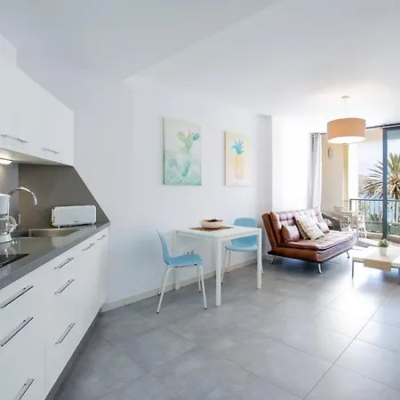 Апартаменты Carmen Sunrise, Cristianos